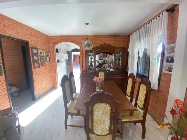 Imagem 3: Elegance Imóveis: Belíssima Casa Térrea com 7 Dormitórios, Mobiliada, Em
