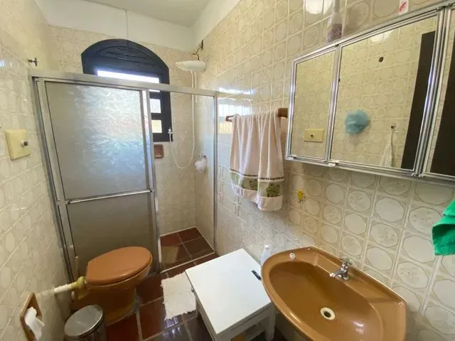 Imagem 9: Elegance Imóveis: Belíssima Casa Térrea com 7 Dormitórios, Mobiliada, Em