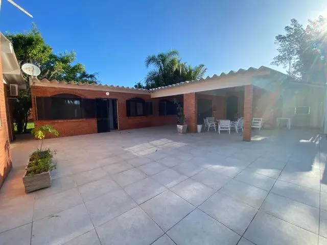 Imagem 11: Elegance Imóveis: Belíssima Casa Térrea com 7 Dormitórios, Mobiliada, Em