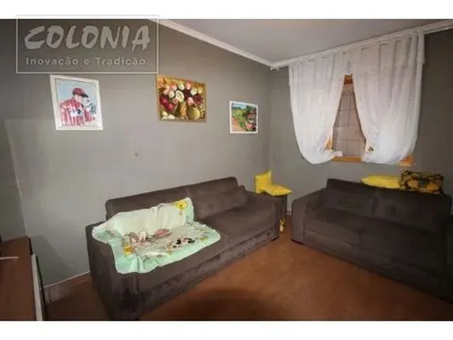 Imagem: A casa possui 3 Dormitórios, 2 Suítes, 3 Banheiros, 2