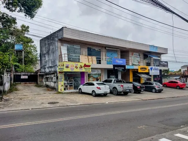 Imagem: Predio Comercial e Residencial na Rua Laguna