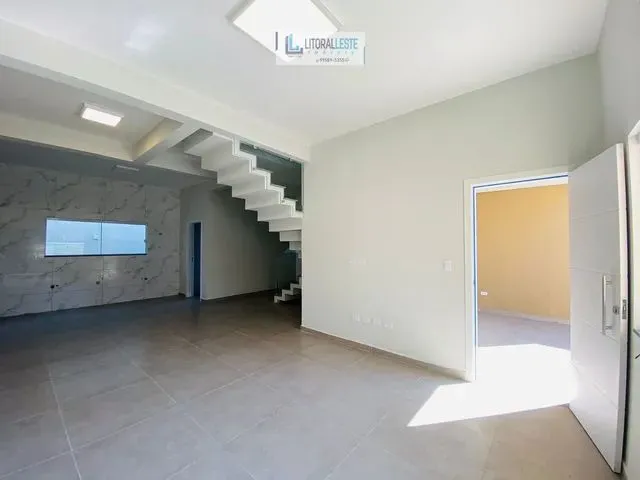 Imagem 2: Sobrado Novo com 125M²- com Excelente Acabamento - Localização Privilegiada!