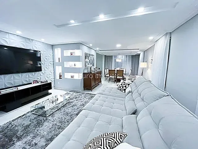 Imagem: Cód. 10581 - Casa 3 Quartos - Grama