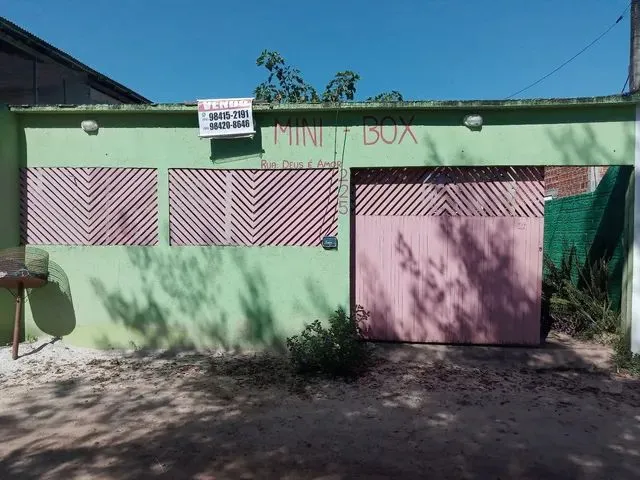 Imagem: A casa possui 2 Dormitórios, 1 Suíte, 2 Banheiros, 2