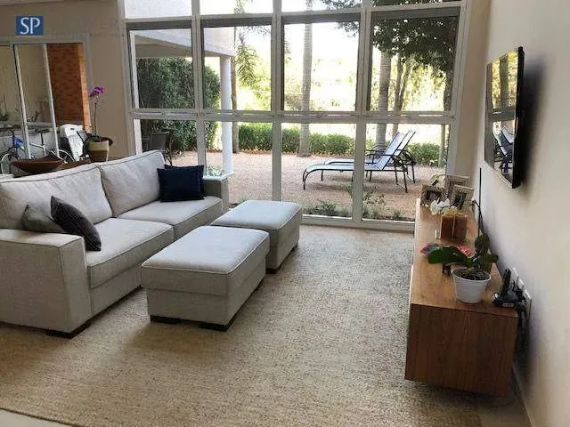 Imagem: Casa com 3 Dormitórios para Alugar, 156
