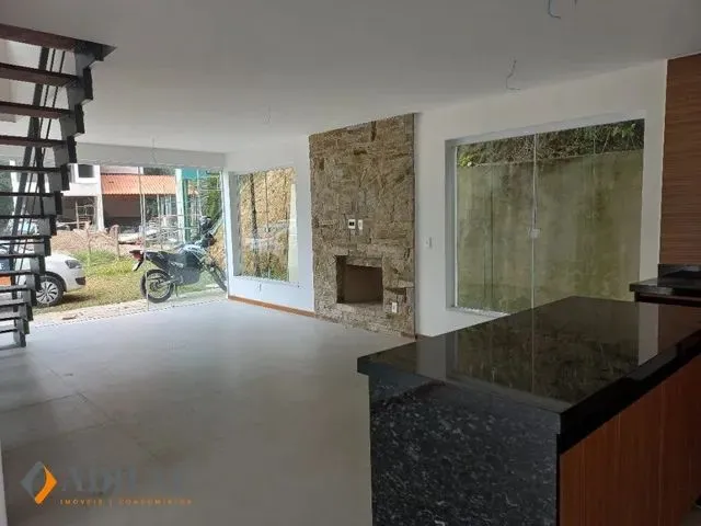 Imagem 3: Petrópolis - Casa Padrão - Carangola