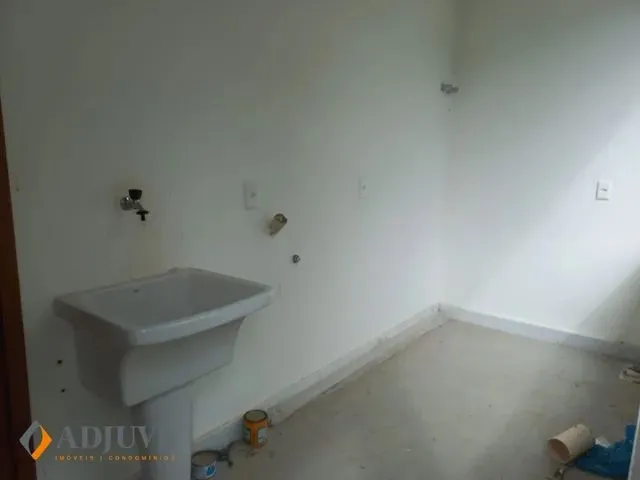 Imagem 15: Petrópolis - Casa Padrão - Carangola