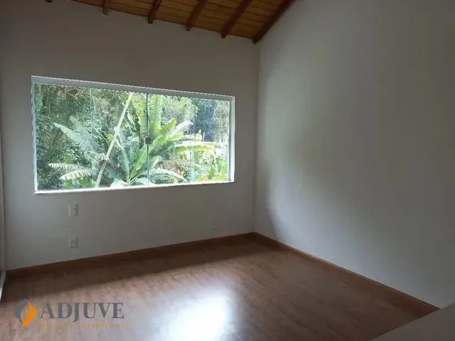 Imagem 6: Petrópolis - Casa Padrão - Carangola