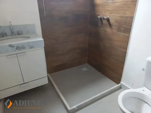 Imagem 7: Petrópolis - Casa Padrão - Carangola