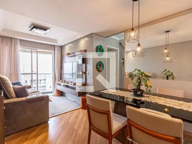 Imagem: O apartamento possui 3 Dormitórios, 1 Banheiro, 1 Vaga na