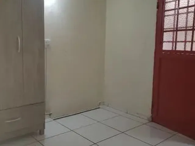 Imagem 6: Alugo Quarto no Centro, com Mobília Livre de Energia, Agua e Internet por $ 600,00