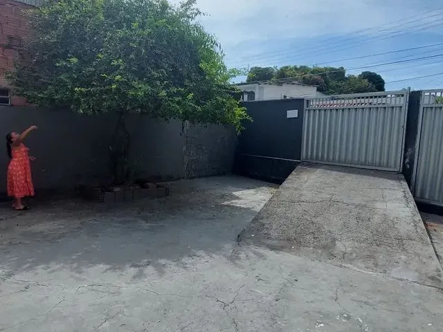 Imagem 3: Casa com 4 Quartos Adrianopolis