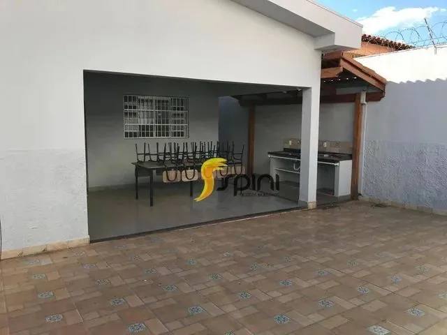 Imagem 8: Casa com Edícula, 3 Dormitórios e 1 Suite para Alugar, 200 M² - Tabajaras