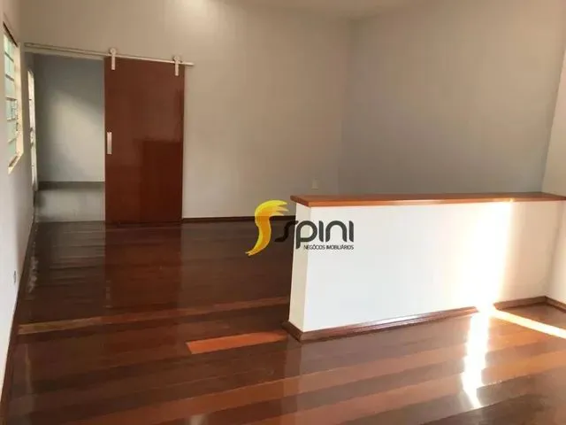 Imagem 12: Casa com Edícula, 3 Dormitórios e 1 Suite para Alugar, 200 M² - Tabajaras