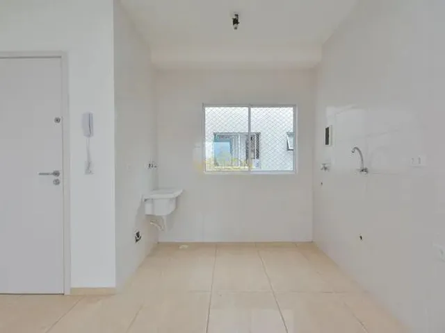 Imagem 2: Apartamento de 2 Quartos com Garagem Próximo Ao Terminal Roça Grande em Colombo Pr C