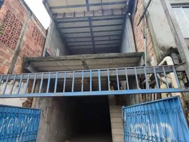 Imagem: Prédio no Gilberto Mestrinho/Aceito Entrada