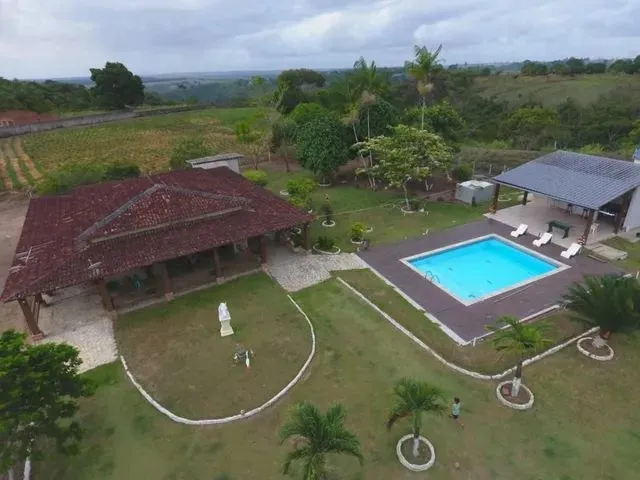 Imagem: Granja À Venda