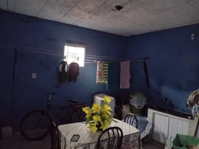 Imagem 3: Vende-Se. Varanda, 1 Banheiroe2 Dormitórios