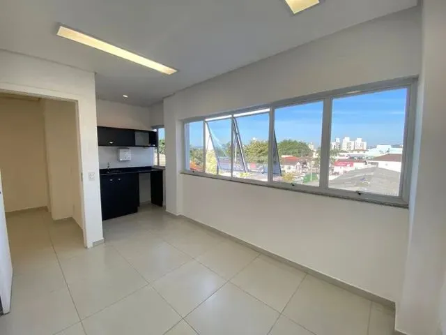 Imagem 10: Sala Comercial no Centro de Biguaçu