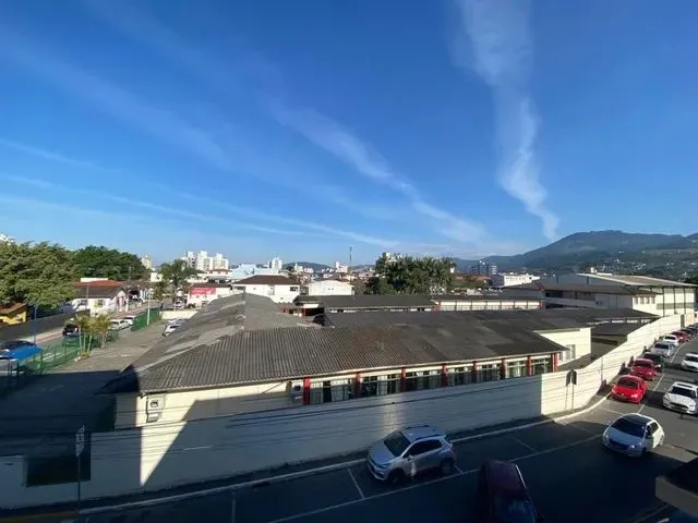 Imagem 2: Sala Comercial no Centro de Biguaçu
