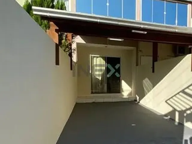 Imagem: Sobrado 2D e 2 Vagas no Bairro São Francisco
