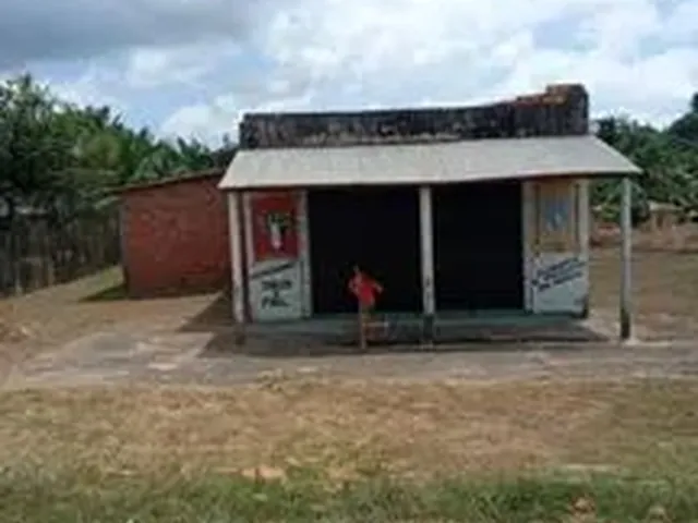 Imagem 2: Vendo Um Terreno Beiramar e Outro com Ponto Comercial