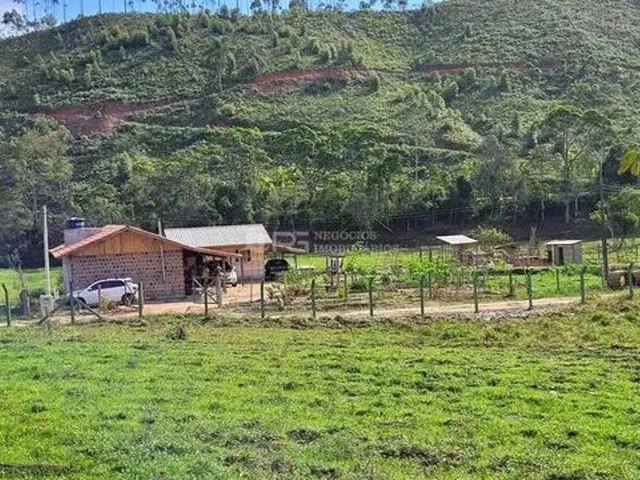 Imagem 1: Sitio em Canelinha