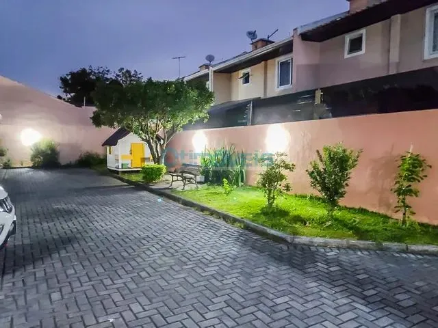 Imagem: Curitiba - Casa Padrão - Água Verde