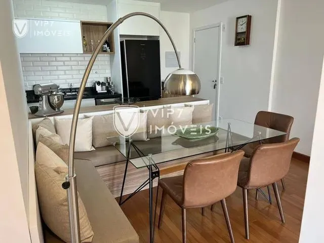Imagem: Apartamento com 2 Dormitórios À Venda