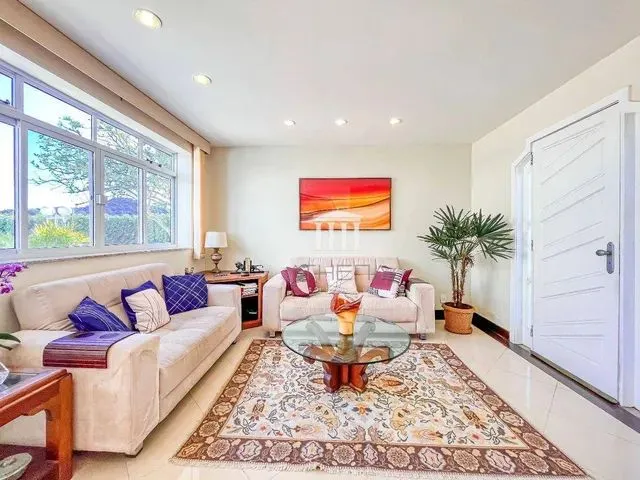 Imagem 4: Casa com 5 Dormitórios À Venda, 450 M² por R$ 1.690.000,00 - Várzea - Teresópolis/Rj