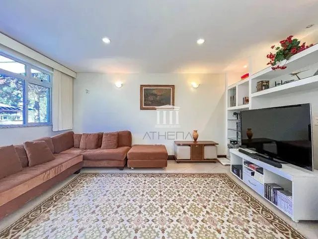 Imagem 16: Casa com 5 Dormitórios À Venda, 450 M² por R$ 1.690.000,00 - Várzea - Teresópolis/Rj
