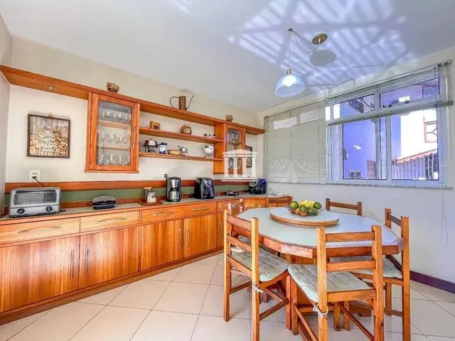 Imagem 9: Casa com 5 Dormitórios À Venda, 450 M² por R$ 1.690.000,00 - Várzea - Teresópolis/Rj
