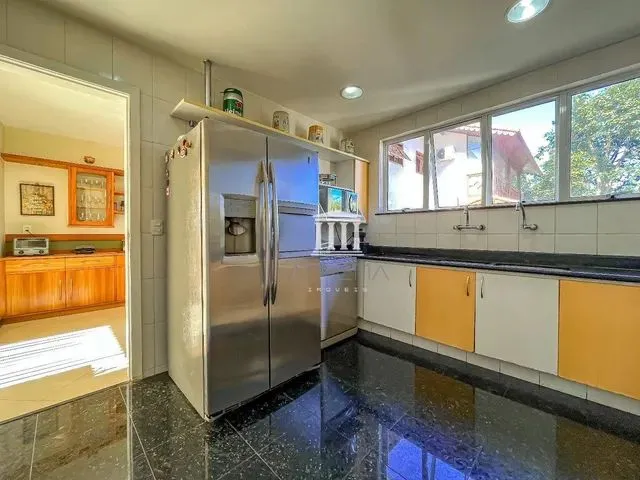 Imagem 14: Casa com 5 Dormitórios À Venda, 450 M² por R$ 1.690.000,00 - Várzea - Teresópolis/Rj