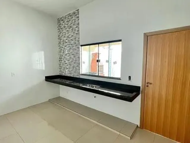 Imagem 2: Casa para Venda Tem 132 Metros Quadrados com 3 Quartos em Candelária - Natal - Rio Grande