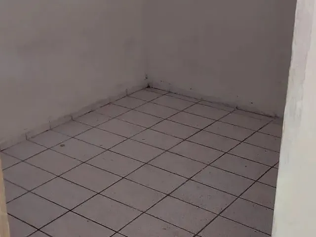 Imagem 4: Casa para Alugar em Primeiro Andar
