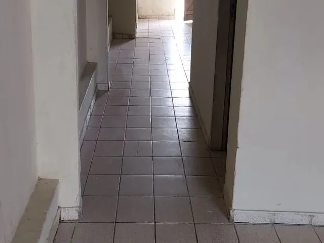 Imagem 5: Casa para Alugar em Primeiro Andar