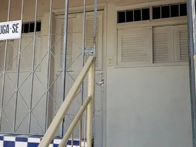 Imagem 9: Casa para Alugar em Primeiro Andar
