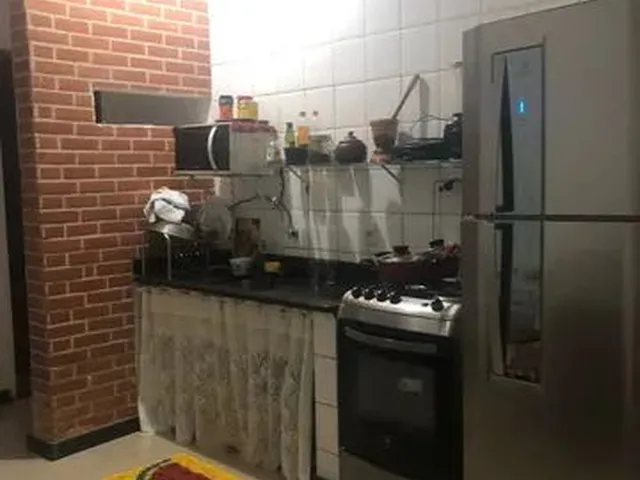 Imagem 6: Alugo Quarto, Apenas Mulher