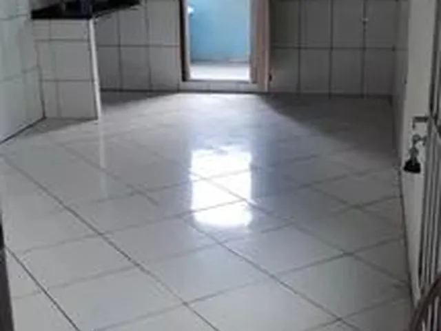 Imagem: Aluga-Se Casa 2/4