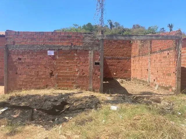 Imagem: Terreno com Casa