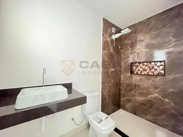 Imagem 8: Ps/ Oportunidade em Bairro de Fatima - Casa Duplex 3 Quartos C Suite - Varanda - Otima Loc