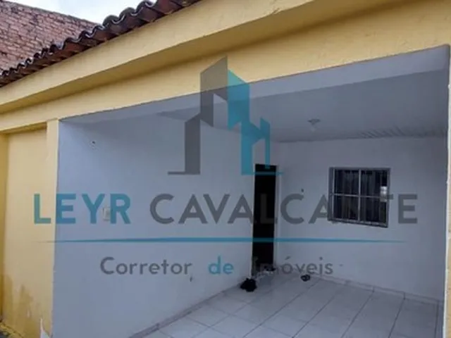 Imagem 1: Venda) Ótima Casa no Benedito Bentes - 72M², 2/4, Área de Serviço, Veja A