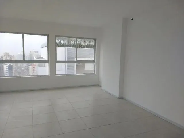 Imagem: Sala Comercial para Venda em Florianópolis