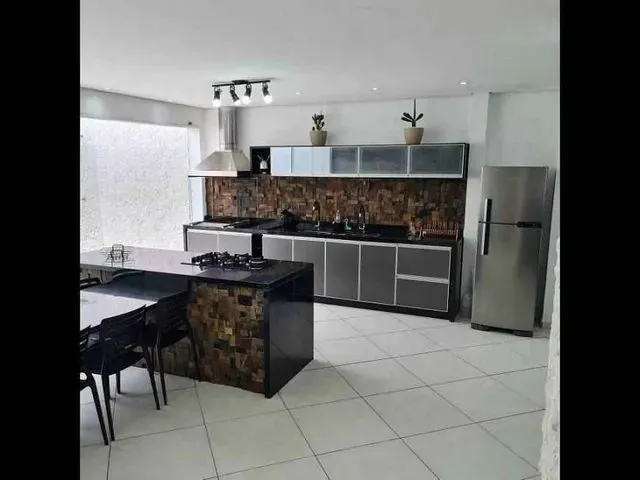 Imagem: Casa em Buraquinho 2/4 Oportunidade para
