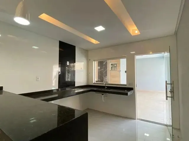 Imagem 2: Casa para Venda Possui 132 Metros Quadrados com 4 Quartos