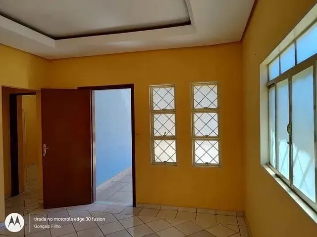 Imagem 6: Casa pra Vender Logo Bem Localizada