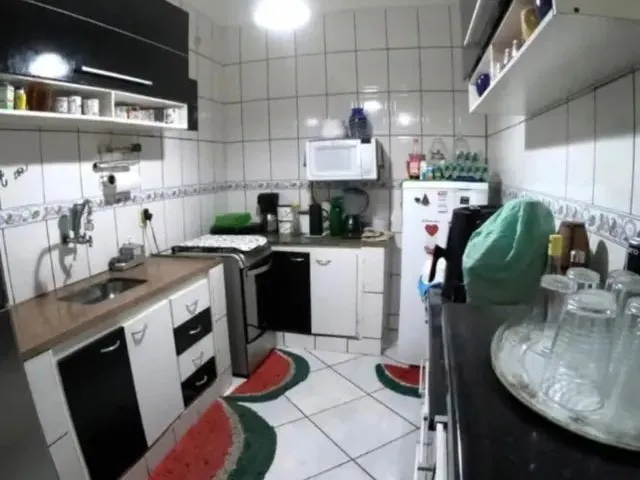 Imagem 4: Casa Somente a Venda com 3 Quartos em Serra Dourada 2