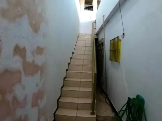 Imagem 8: Casa Somente a Venda com 3 Quartos em Serra Dourada 2