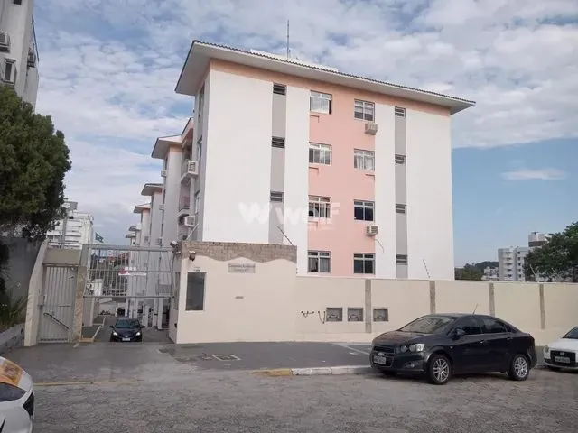 Imagem: 2 Dormitórios - Vaga de Garagem - Sacada