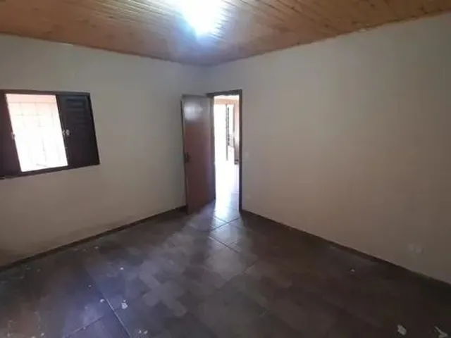 Imagem 4: Casa Bairro Tijuca de 2 Quartos e Etc com Varanda e Garagem Coberta em Condominio